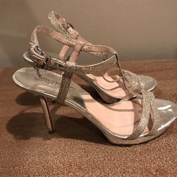 Glitzy Michael Kora Sandals - Picture 2 of 4